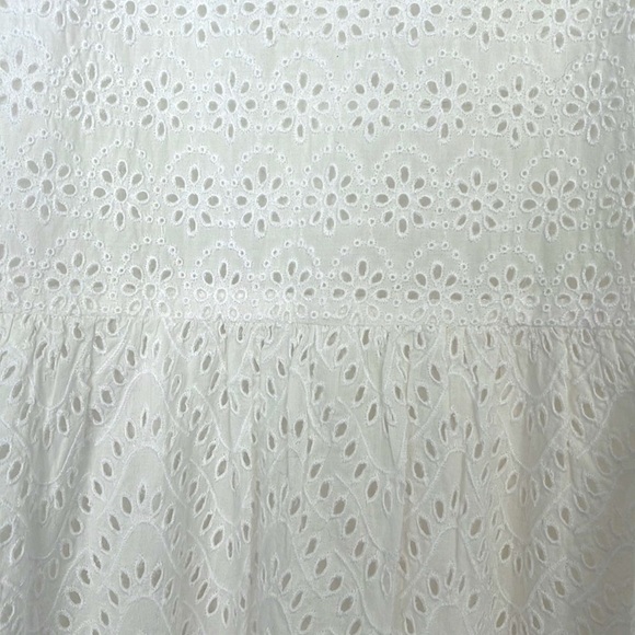 Vineyard Vines White Eyelet Ruffle Bottom Fit N Flare Allamanda Dress—2 - Picture 11 of 15